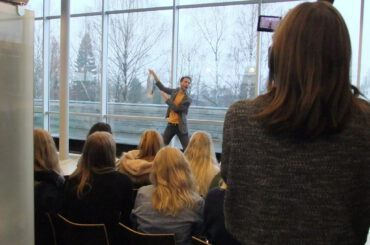 PERFORMANCE I BIBLIOTEK 2011