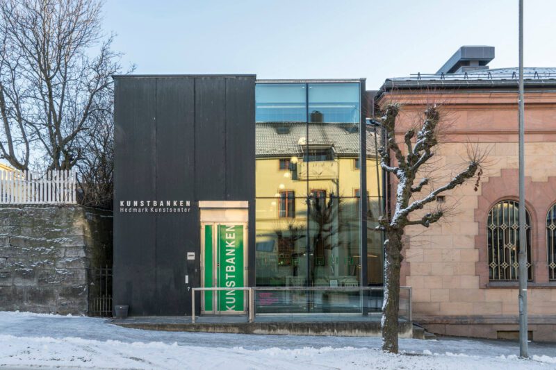 ÅPNINGSTIDER
