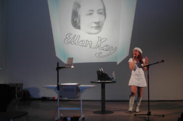CATTI BRANDELIUS – Profesora (2004)
