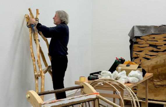 Presentasjon og samtale med Erlend Leirdal